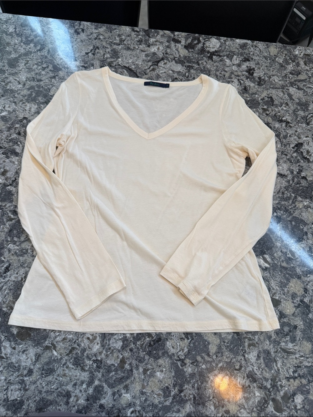 Boden Women’s V-Neck Long Sleeve Top - Cream size 14